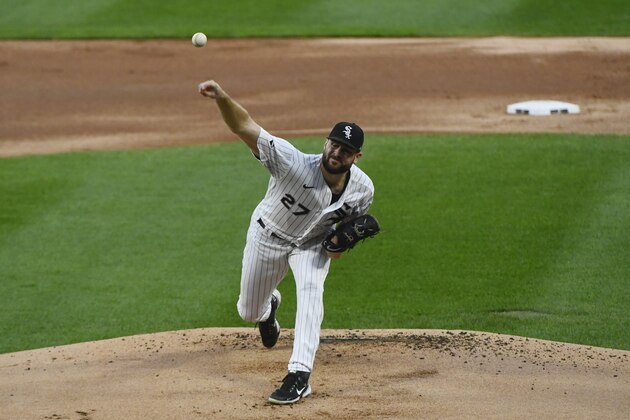 Chicago White Sox starting pitcher Lucas Giolito delivers during the first inning of the team's baseball game against the Pittsburgh Pirates, Tuesday, Aug. 25, 2020, in Chicago. (AP Photo/Matt Marton)