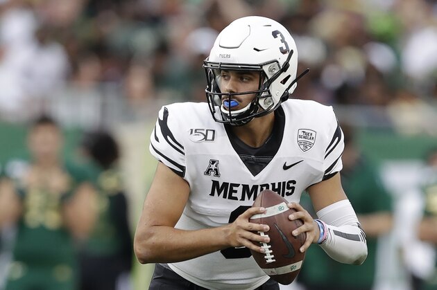 Memphis quarterback Brady White (3) during the first half of an NCAA college football game against South Florida Saturday, Nov. 23, 2019, in Tampa, Fla. (AP Photo/Chris O'Meara)
