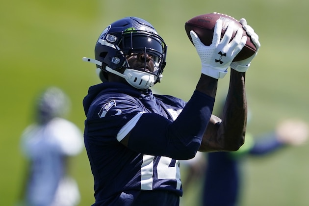 Seattle Seahawks wide receiver DK Metcalf makes a catch during NFL football training camp, Friday, Aug. 14, 2020, in Renton, Wash. (AP Photo/Ted S. Warren)