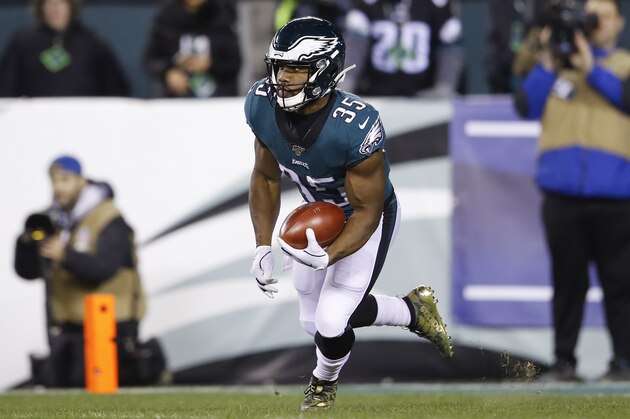Philadelphia Eagles running back Boston Scott plays during an NFL wild-card playoff football game against the Seattle Seahawks, Sunday, Jan. 5, 2020, in Philadelphia. (AP Photo/Matt Rourke)