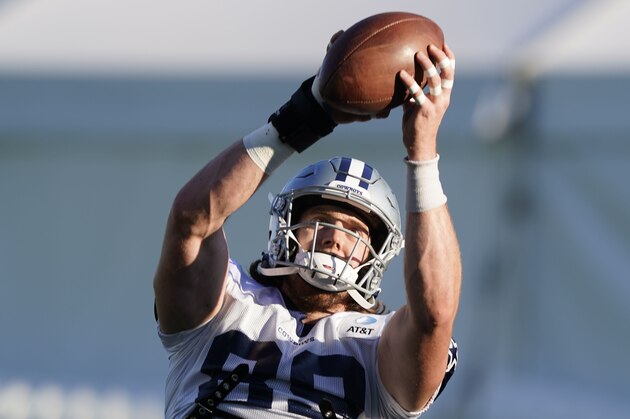 Dallas Cowboys tight end Blake Jarwin (89) catches during NFL football practice in Frisco, Texas, Thursday, Aug. 20, 2020. (AP Photo/LM Otero)