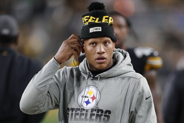 Pittsburgh Steelers linebacker Ryan Shazier (50) stands on the sidelines during the second half of an NFL football game against the Los Angeles Rams in Pittsburgh, Sunday, Nov. 10, 2019. (AP Photo/Keith Srakocic)