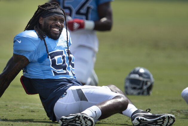 Tennessee Titans outside linebacker Jadeveon Clowney (99) warms up during an NFL football practice in Nashville, Wednesday, Sept. 9, 2020. (George Walker IV/The Tennessean via AP, Pool)