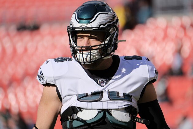 Philadelphia Eagles tight end Zach Ertz runs onto the field prior to an NFL football game against the Washington Redskins, Sunday, Dec. 15, 2019, in Landover, Md. (AP Photo/Mark Tenally)