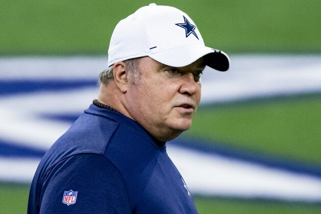 Dallas Cowboys head coach Mike McCarthy looks onÂ during an NFL football training camp practice at The Star, Friday, Aug. 28, 2020, in Frisco, Texas. (AP Photo/Brandon Wade)