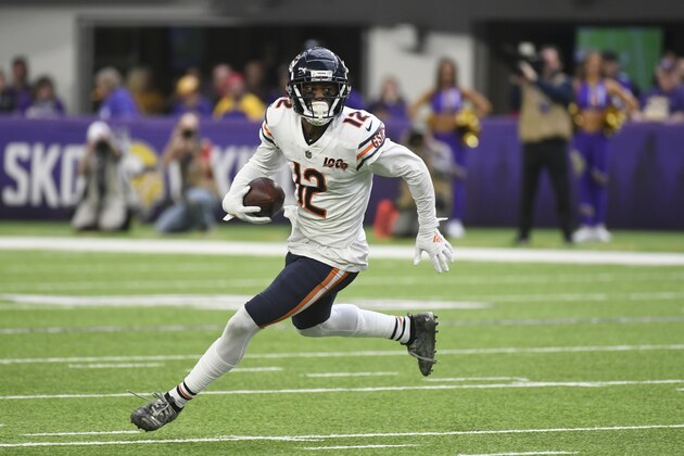 Chicago Bears wide receiver Allen Robinson runs up field after catching a pass during the first half of an NFL football game against the Minnesota Vikings, Sunday, Dec. 29, 2019, in Minneapolis. (AP Photo/Craig Lassig)