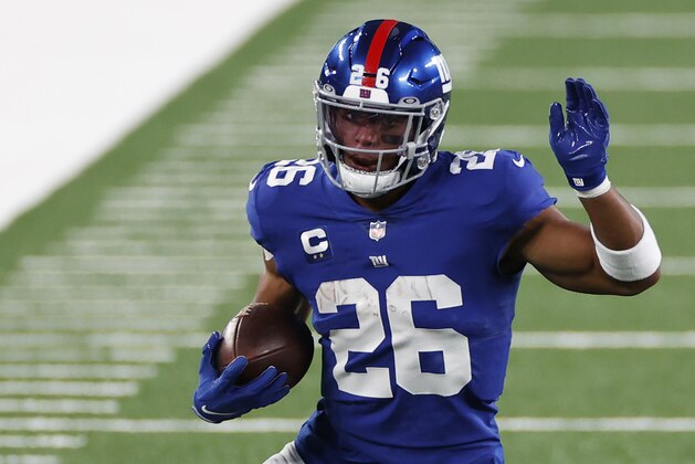 New York Giants running back Saquon Barkley (26) in action against the Pittsburgh Steelers during an NFL football game, Monday, Sept. 14, 2020, in East Rutherford, N.J. (AP Photo/Adam Hunger)