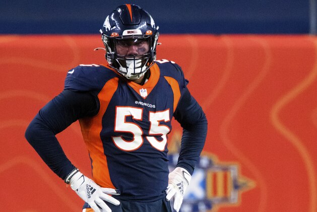 Denver Broncos linebacker Bradley Chubb (55) lines up against the Tennessee Titans during the first half of an NFL football game, Monday, Sept. 14, 2020, in Denver. (AP Photo/Justin Edmonds)