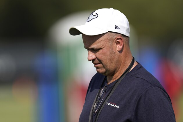 Houston Texans coach Bill O'Brien watches during an NFL training camp football practice Friday, Aug. 21, 2020, in Houston. (AP Photo/David J. Phillip)
