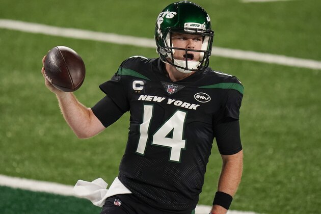 New York Jets quarterback Sam Darnold celebrates after rushing for a touchdown during the first half of the team's NFL football game against the Denver Broncos on Thursday, Oct. 1, 2020, in East Rutherford, N.J. (AP Photo/Seth Wenig)