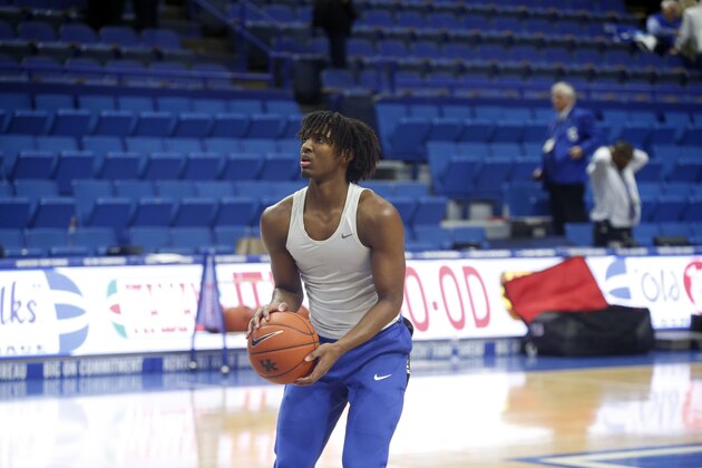 Kentucky's Tyrese Maxey (3) warms up before an NCAA college basketball game against Auburn in Lexington, Ky., Saturday, Feb. 29, 2020. (AP Photo/James Crisp)