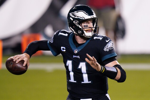 Philadelphia Eagles' Carson Wentz passes during the first half of an NFL football game against the New York Giants, Thursday, Oct. 22, 2020, in Philadelphia. (AP Photo/Chris Szagola)