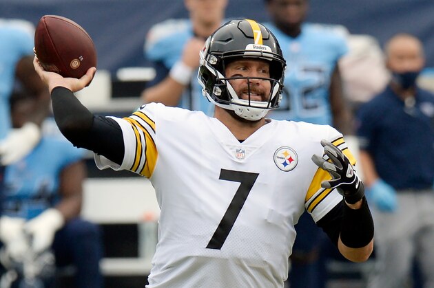 Pittsburgh Steelers quarterback Ben Roethlisberger plays against the Tennessee Titans in the first half of an NFL football game Sunday, Oct. 25, 2020, in Nashville, Tenn. (AP Photo/Mark Zaleski)