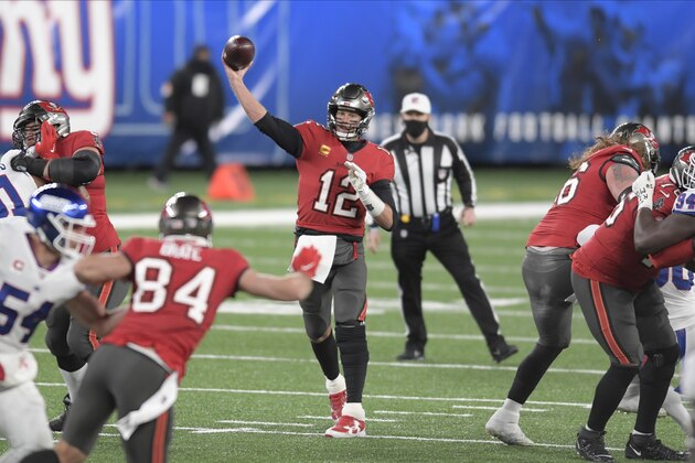 Tampa Bay Buccaneers quarterback Tom Brady throws during the first half of an NFL football game against the New York Giants, Monday, Nov. 2, 2020, in East Rutherford, N.J. (AP Photo/Bill Kostroun)