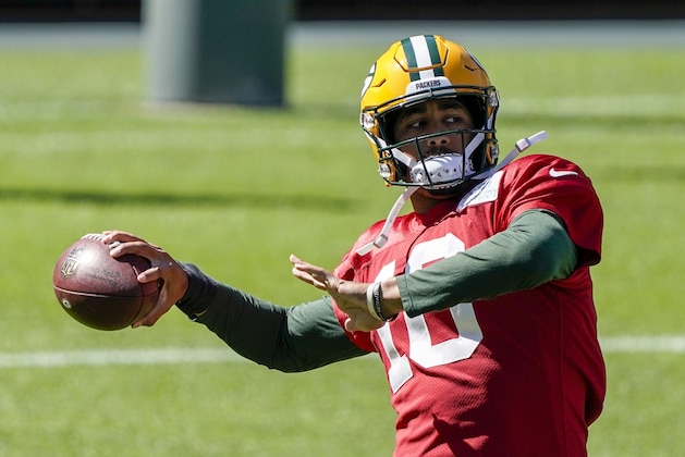 Green Bay Packers' Jordan Love throws during NFL football practice Friday, Sept. 4, 2020, in Green Bay, Wis. (AP Photo/Morry Gash)