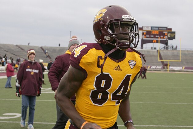 Central Michigan receiver Titus Davis runs off the field following an NCAA college football game against Miami (Ohio), Saturday, Nov. 15, 2014, in Mount Pleasant, Mich. (AP Photo/Al Goldis) Central Michigan receiver Titus Davis runs off the field following an NCAA college football game against Miami (Ohio), Saturday, Nov. 15, 2014, in Mount Pleasant, Mich. (AP Photo/Al Goldis)