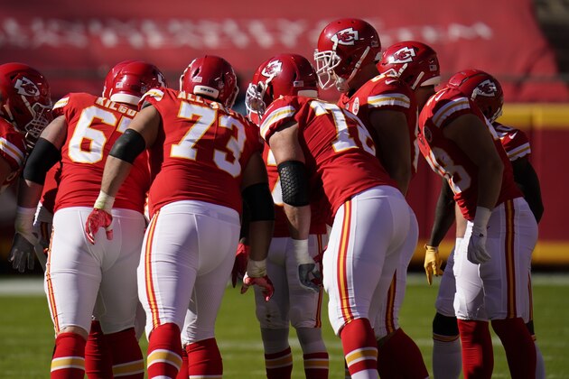 The Kansas City Chiefs huddle on the field during an NFL football game against the New York Jets on Sunday, Nov. 1, 2020, in Kansas City, Mo. (AP Photo/Jeff Roberson)