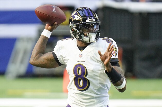 Baltimore Ravens quarterback Lamar Jackson (8) in action during in an NFL football game against the Indianapolis Colts in Indianapolis, Sunday, Nov. 8, 2020. (AP Photo/AJ Mast)