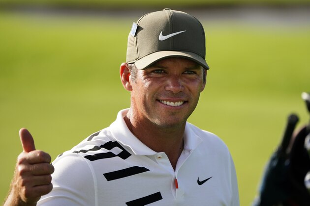 Paul Casey, of England, gives a thumbs up on the ninth hole during the first round of the Masters golf tournament Thursday, Nov. 12, 2020, in Augusta, Ga. (AP Photo/Matt Slocum)