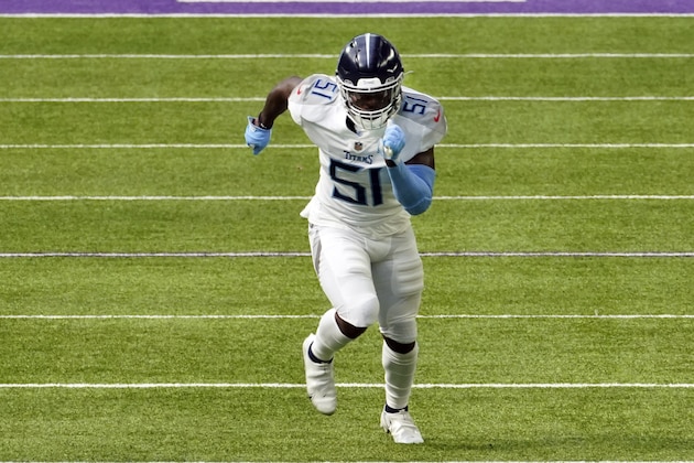Tennessee Titans linebacker David Long Jr. sets up for a play against the Minnesota Vikings in an NFL football game, Sunday, Sept. 27, 2020, in Minneapolis. (AP Photo/Jim Mone)