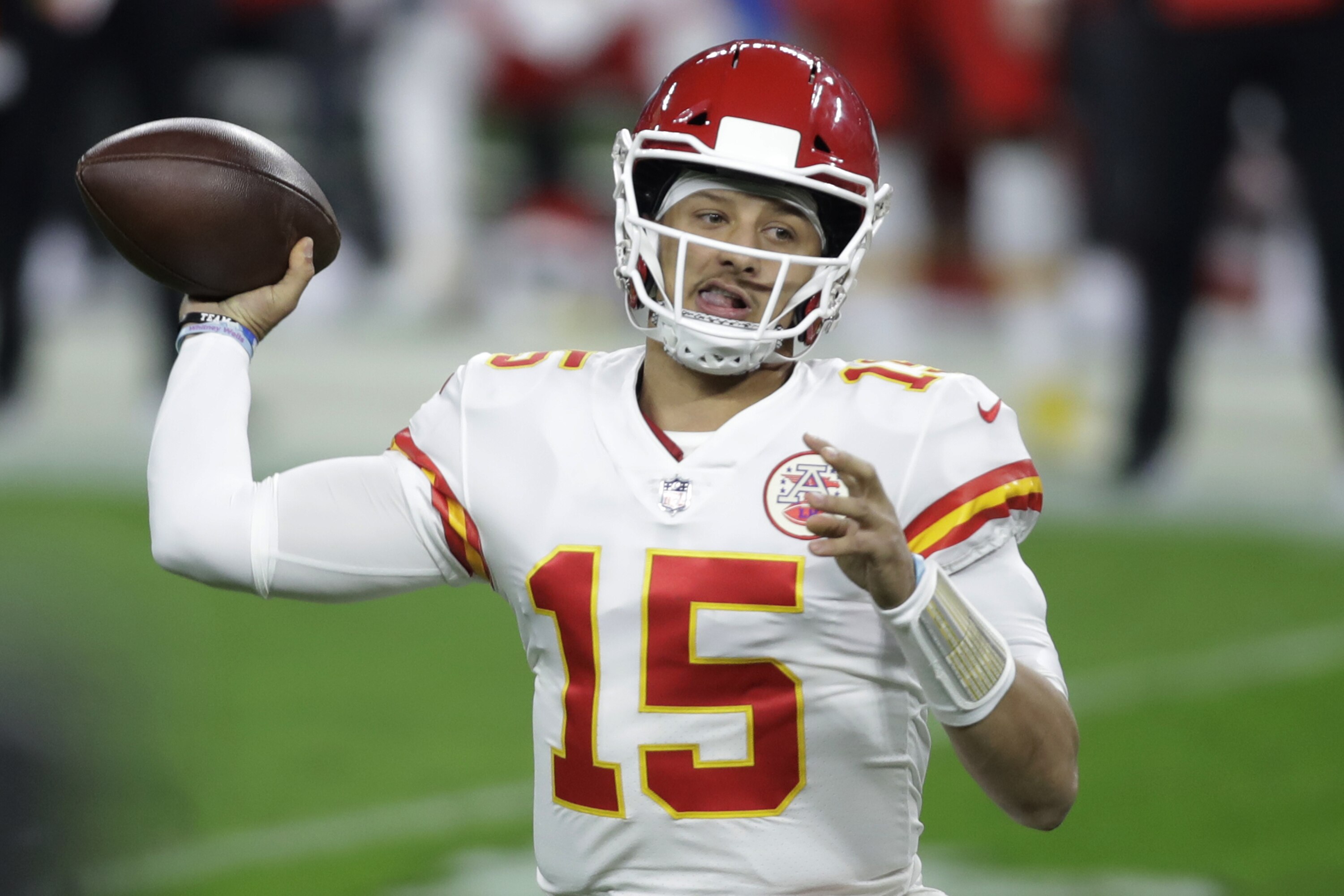A look at Patrick Mahomes' redshirt year with Chiefs - Yahoo
