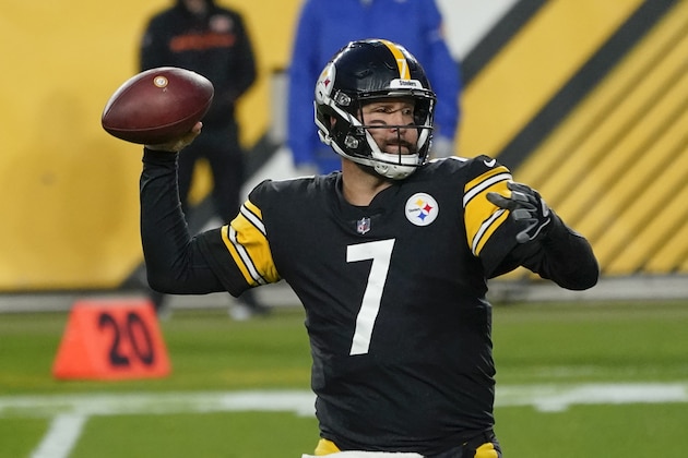 Pittsburgh Steelers quarterback Ben Roethlisberger (7) plays in an NFL football game against the Cincinnati Bengals, Sunday, Nov. 15, 2020, in Pittsburgh. (AP Photo/Keith Srakocic)