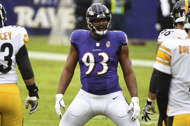 Baltimore Ravens defensive end Calais Campbell (93) looks on during the first half of an NFL football game Pittsburgh Steelers, Sunday, Nov. 1, 2020, in Baltimore. (AP Photo/Terrance Williams)
