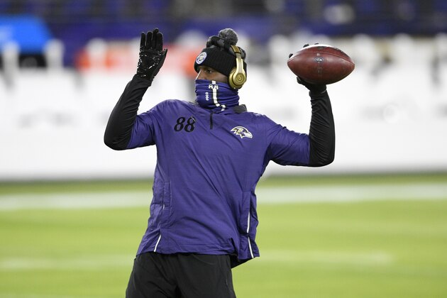 Baltimore Ravens wide receiver Dez Bryant works out prior to an NFL football game against the Dallas Cowboys, Tuesday, Dec. 8, 2020, in Baltimore. (AP Photo/Nick Wass)