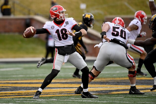 Georgia quarterback JT Daniels throws during the first half of an NCAA college football against Missouri game Saturday, Dec. 12, 2020, in Columbia, Mo. (AP Photo/L.G. Patterson)