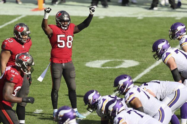 Tampa Bay Buccaneers outside linebacker Shaquil Barrett (58) calls a play against the Minnesota Vikings during the second half of an NFL football game Sunday, Dec. 13, 2020, in Tampa, Fla. (AP Photo/Mark LoMoglio)