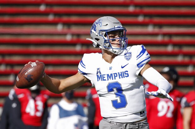 Memphis quarterback Brady White (3) throws against Cincinnati during the first half of an NCAA college football game Saturday, Oct. 31, 2020, in Cincinnati. (Photo by Gary Landers)