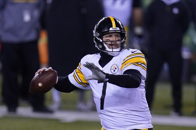 Pittsburgh Steelers quarterback Ben Roethlisberger (7) throws during the second half of an NFL football game against the Cincinnati Bengals, Monday, Dec. 21, 2020, in Cincinnati. (AP Photo/Michael Conroy)