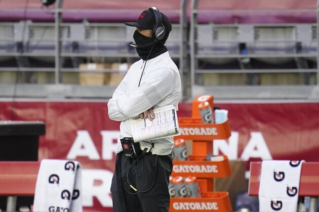 San Francisco 49ers head coach Kyle Shanahan during the second half of an NFL football game against the Arizona Cardinals, Saturday, Dec. 26, 2020, in Glendale, Ariz. (AP Photo/Ross D. Franklin)