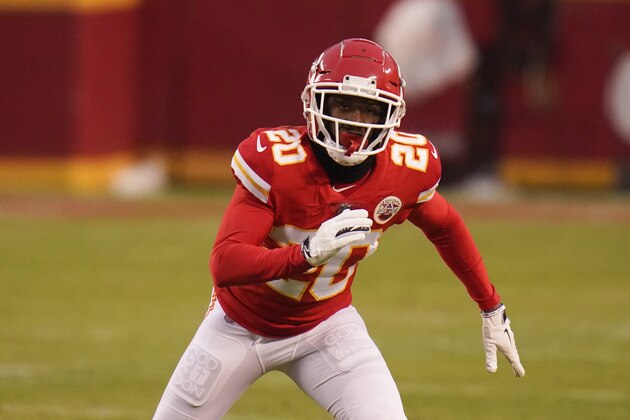 Kansas City Chiefs cornerback Antonio Hamilton runs on the field during the first half of an NFL football game against the Los Angeles Chargers, Sunday, Jan. 3, 2021, in Kansas City. (AP Photo/Jeff Roberson)