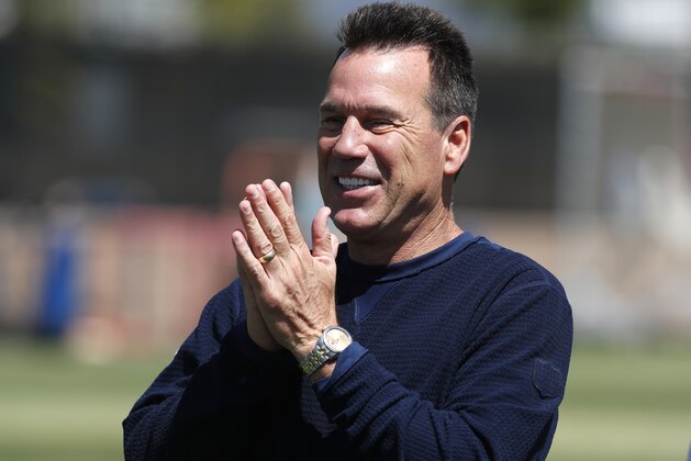 Denver Broncos senior personnel advisor Gary Kubiak looks on during drills at the NFL football team's training camp Wednesday, June 13, 2018, in Englewood, Colo. (AP Photo/David Zalubowski)