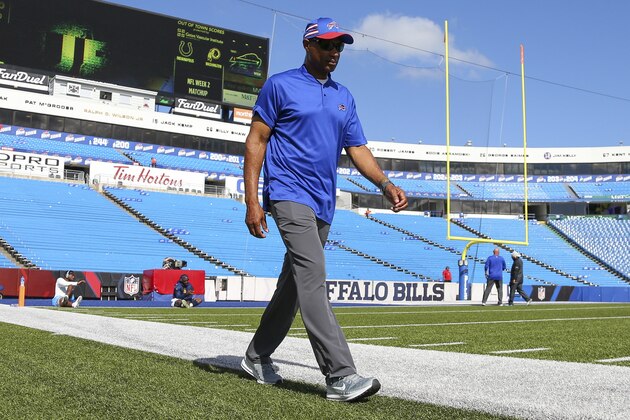 Buffalo Bills defensive coordinator Leslie Frazier walks on the field prior to the game against the Los Angeles Chargers on Sunday, Sept. 16, 2018, in Orchard Park, N.Y. (AP Photo/Rich Barnes)