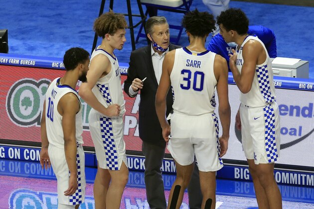 Kentucky head coach John Calipari instructs his team during the second half of an NCAA college basketball game against Vanderbilt in Lexington, Ky., Tuesday, Jan. 5, 2021. Kentucky won 77-74. (AP Photo/James Crisp)