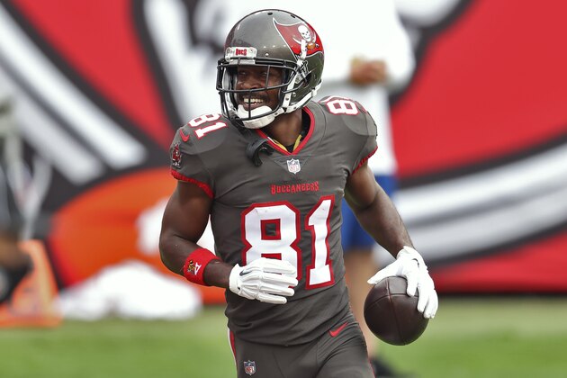 Tampa Bay Buccaneers wide receiver Antonio Brown (81) celebrates his touchdown against the Atlanta Falcons during the first half of an NFL football game Sunday, Jan. 3, 2021, in Tampa, Fla. (AP Photo/Mark LoMoglio)