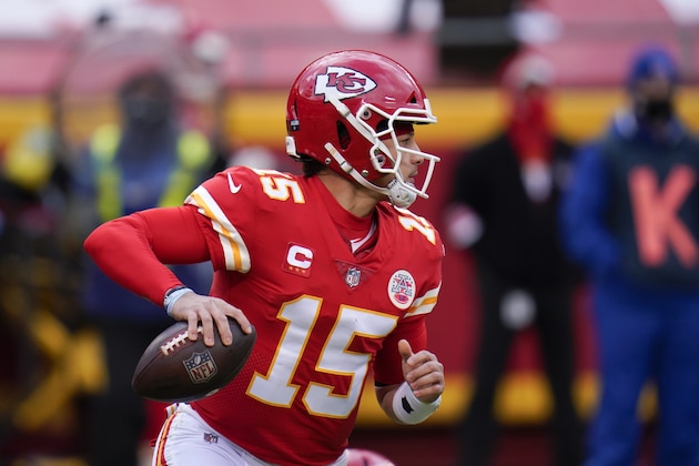 Kansas City Chiefs quarterback Patrick Mahomes looks to pass during the first half of an NFL divisional round football game against the Cleveland Browns, Sunday, Jan. 17, 2021, in Kansas City. (AP Photo/Jeff Roberson)