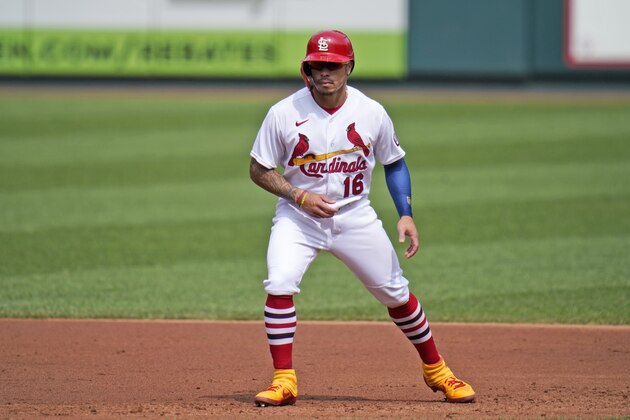 St. Louis Cardinals' Kolten Wong gets a lead off second during the second inning of a baseball game against the Cincinnati Reds Sunday, Sept. 13, 2020, in St. Louis. (AP Photo/Jeff Roberson)