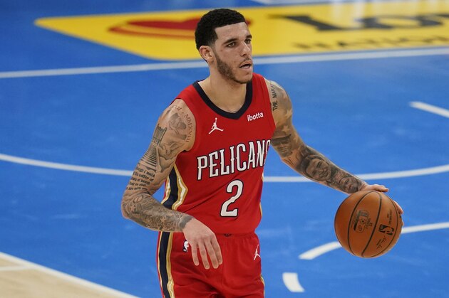 New Orleans Pelicans guard Lonzo Ball (2) during an NBA basketball game against the Oklahoma City Thunder, Thursday, Dec. 31, 2020, in Oklahoma City. (AP Photo/Sue Ogrocki)