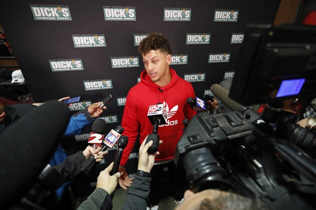 IMAGE DISTRIBUTED FOR DICK'S SPORTING GOODS - Kansas City Chiefs quarterback Patrick Mahomes II is interviewed by the media following a check donation and shopping spree event to benefit players for KC United, a local youth football organization, at the DICK'S Sporting Goods on Tuesday, Nov. 27, 2018 in Leawood, Kan. (Colin Braley/AP Images for DICK'S Sporting Goods)