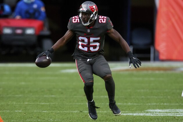 Tampa Bay Buccaneers running back LeSean McCoy (25) runs with the football against the Denver Broncos in the second half of an NFL football game, Sunday, Sept.. 27, 2020, in Denver. (AP Photo/Justin Edmonds)