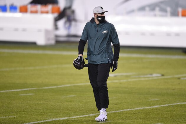 Philadelphia Eagles' Carson Wentz warms up before an NFL football gameÂ against the Washington Football Team, Sunday, Jan. 3, 2021, in Philadelphia. (AP Photo/Derik Hamilton)