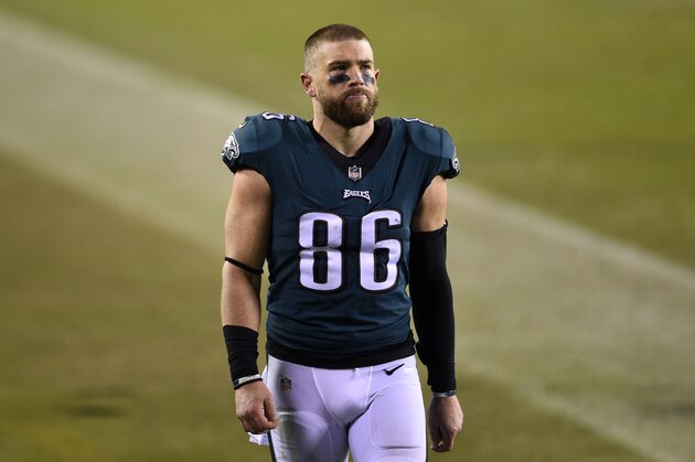 Philadelphia Eagles' Zach Ertz walks to the locker room after an NFL football game against the Washington Football Team, Sunday, Jan. 3, 2021, in Philadelphia. (AP Photo/Derik Hamilton)