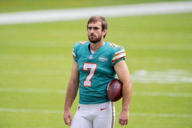 Miami Dolphins kicker Jason Sanders (7) on the field before the Dolphins take on the New England Patriots during an NFL football game, Sunday, Dec. 20, 2020, in Miami Gardens, Fla. (AP Photo/Doug Murray)