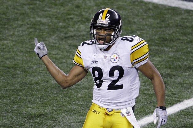Pittsburgh Steelers' Antwaan Randle El celebrates after a 13 yard gain during the first half of the NFL Super Bowl XLV football game against the Green Bay Packers Sunday, Feb. 6, 2011, in Arlington, Texas. (AP Photo/Lynne Sladky)