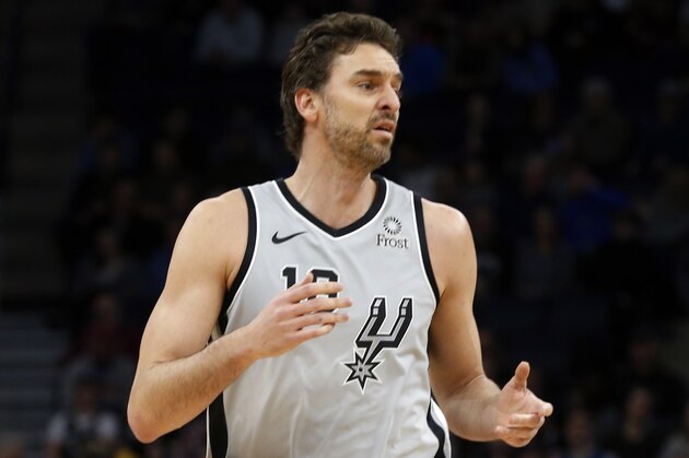 San Antonio Spurs' Pau Gasol of Spain plays against the Minnesota Timberwolves in an NBA basketball game Friday, Jan. 18, 2019, in Minneapolis. (AP Photo/Jim Mone)