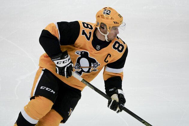 Pittsburgh Penguins' Sidney Crosby (87) plays against the Washington Capitals during an NHL hockey game Tuesday, Feb. 16, 2021, in Pittsburgh. (AP Photo/Keith Srakocic)
