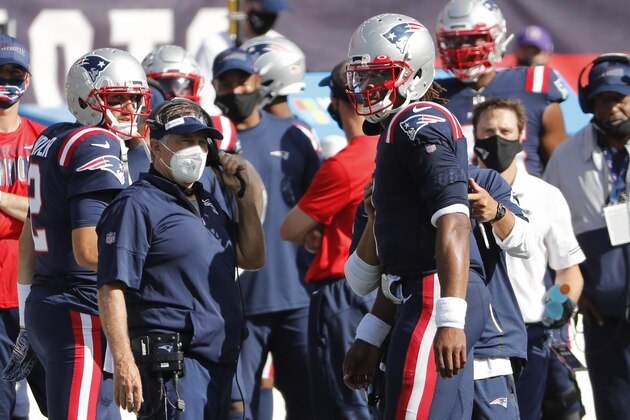 New England Patriots head coach Bill Belichick talks with quarterback Cam Newton during an NFL football game against the Miami Dolphins at Gillette Stadium, Sunday, Sept. 13, 2020 in Foxborough, Mass. (Winslow Townson/AP Images for Panini)